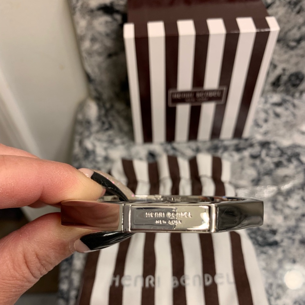 HERI BENDEL BANGLE/ BRACELET! ❤️